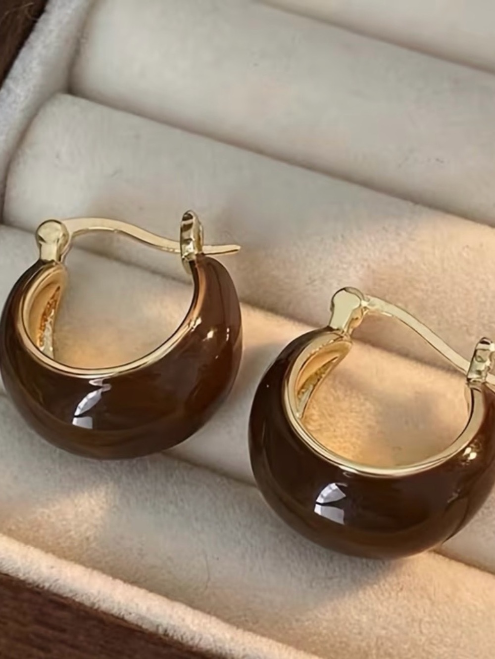 Vintage style coffee brown hoops